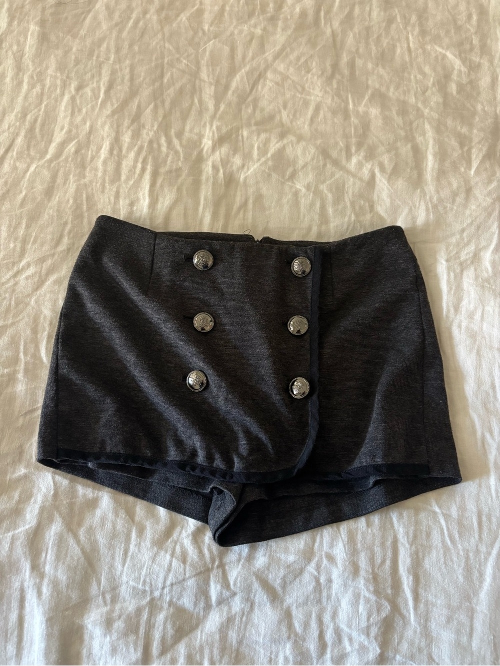 Low rise forever 21 twist skort vintage 2009